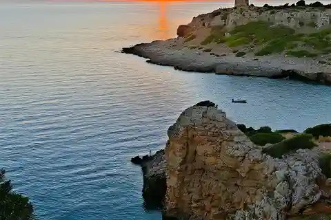 Gallipoli - Porto Selvaggio Torre Uluzzo Boat Tour +Aperitif