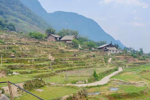 Sapa: Excursión en moto a la Cascada de Drgon