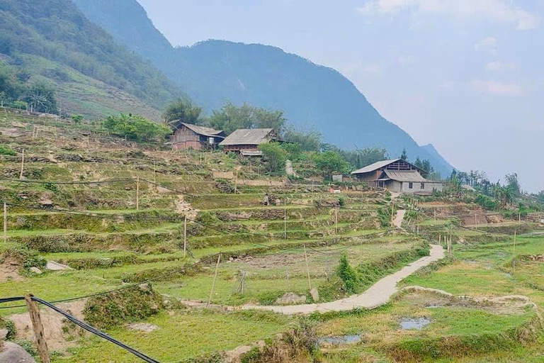 Sapa: Tour in moto alle cascate Drgon