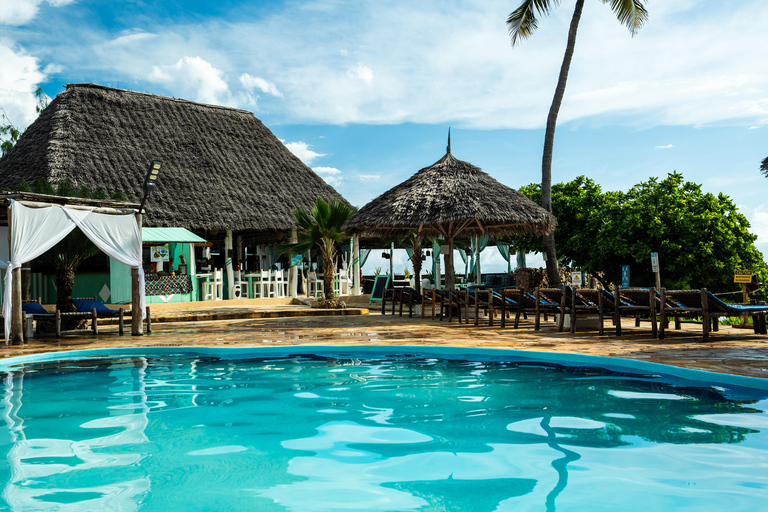 Zanzibar Resort all-inclusive dagupplevelseReef &amp; Beach Resort: Dagskort med all-inclusive och transfer