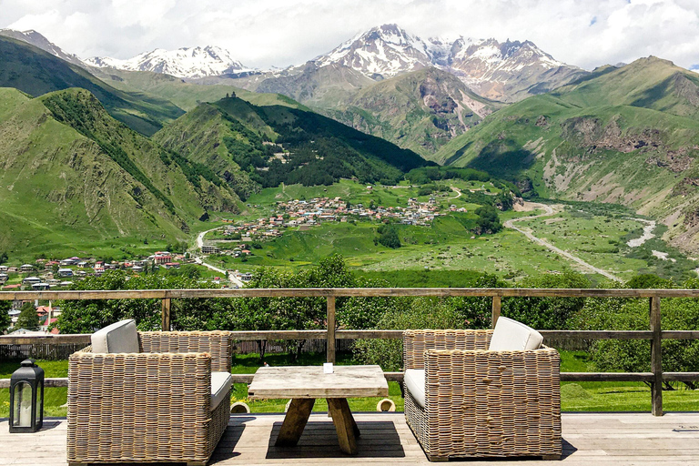 Kazbegi-Ananuri-Gudauri Legendary landscapes, history Group Kazbegi-Ananuri-Gudauri Legendary landscapes, Group tour