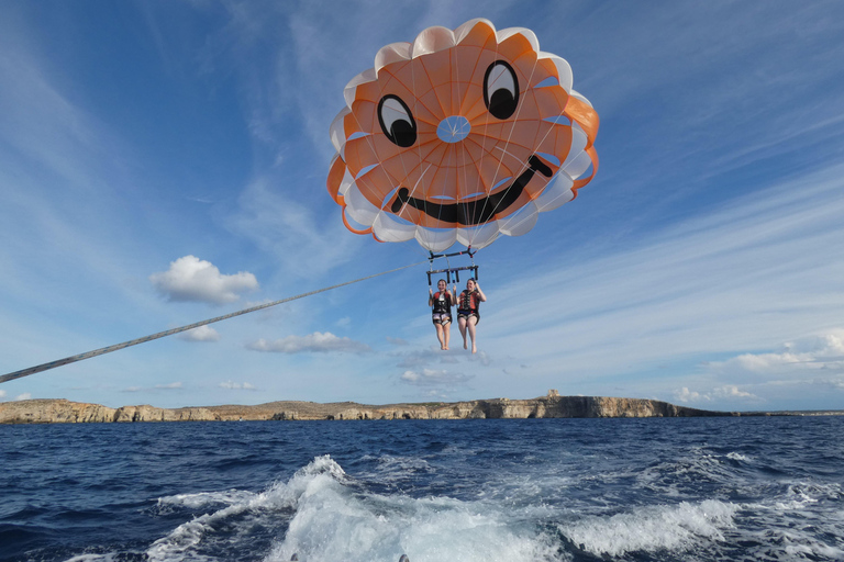 Comino: Blue Lagoon Parasailing Experience