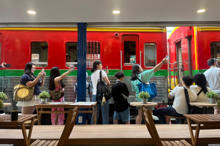 Bangkok: Railway Market, Floating Market, and Boat Tour