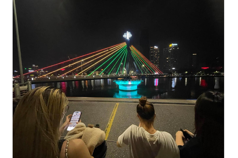 Night Tour Da Nang - Market, Dragon Bridge and River Cruise