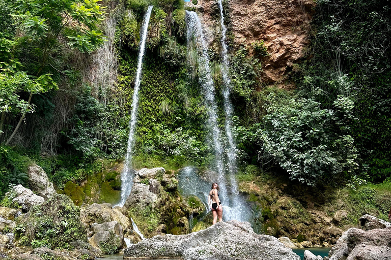 Valencia: day trip exploring waterfalls, springs and caves.