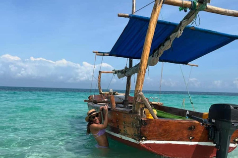Zanzibar: Safari Blue Tour z nurkowaniem z rurką i lunchem z owocami morzaZanzibar: Wycieczka Safari Blue z nurkowaniem z rurką i lunchem z owocami morza