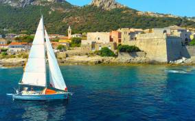 Corsica: Sailing yacht tour day and sunset cruise.
