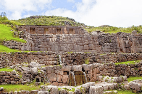 A Cusco : Saqsaywaman, Qenqo, Pukapukara, Tambomachay.Visite de la ville : Après-midi en groupe