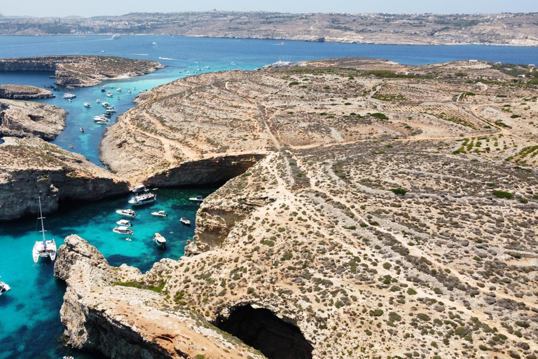Comino : Blue Lagoon, Sea-caves + Gozo with swimming stops