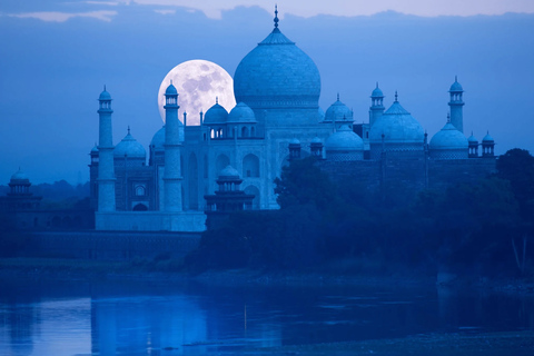 Moonlight Taj Mahal Tour from Yamuna River Side