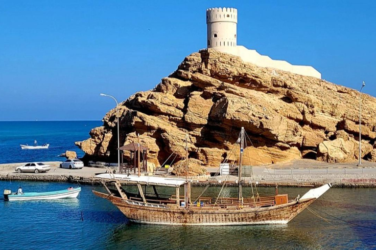 3-Day Oman Adventure: Wadis, Desert Camping & Meals by Guide