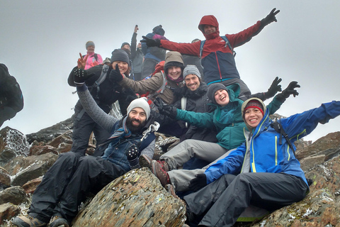 Caernarfon : Randonnée au sommet du Mont Snowdon Promenade guidée en montagne