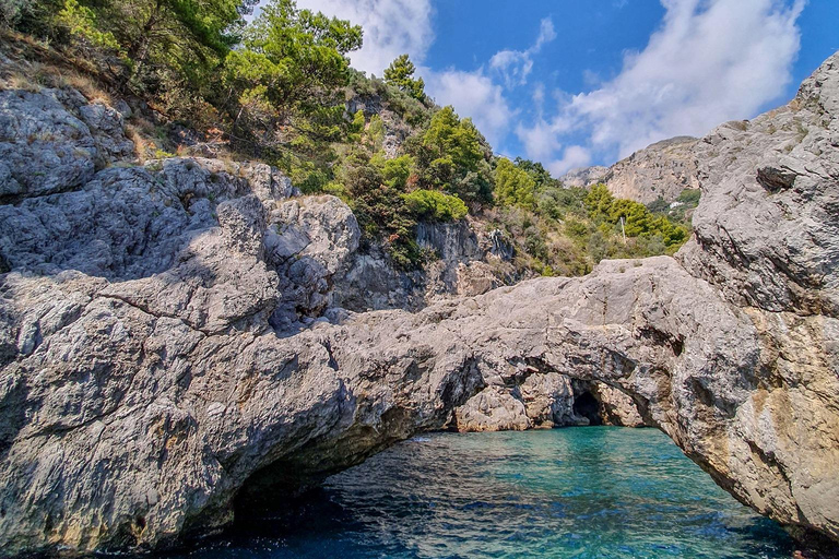 Amalfi Coast & Positano: Boat Tour with Snorkeling & Drinks