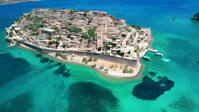 Ab Rethymno: Tagestour zur Insel Spinalonga und nach Elounda