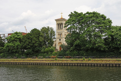 London: Richmond to Hampton Court River Thames Cruise Richmond to Hampton Court - Return