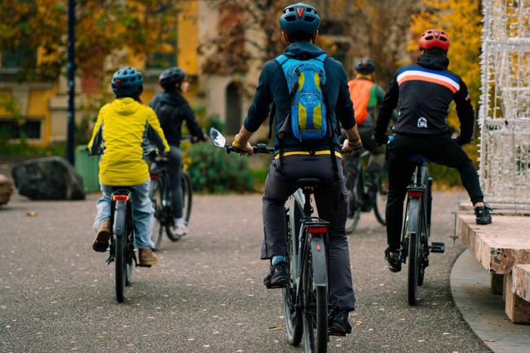 Cykeltur i Tirana (E-Bike)Guidad tur i Tiranas höjdpunkter på E-Bike