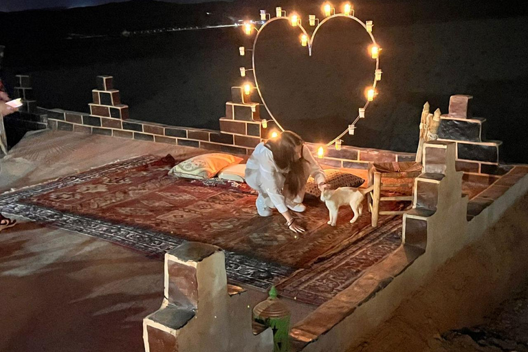 Marrakesh: Desert Sunset with Dinner and Show Marrakesh: Desert Sunset Camel ride with Dinner and Show