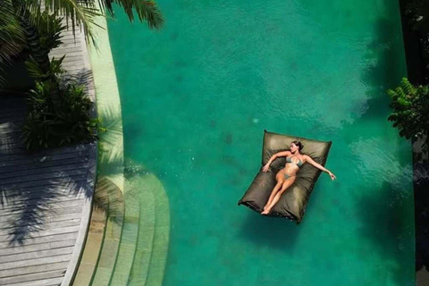 Ubud: Poolside Dining at Tropical Oasis Bar E‑Voucher Dining Voucher 350,000 IDR & Pool Accees Pass