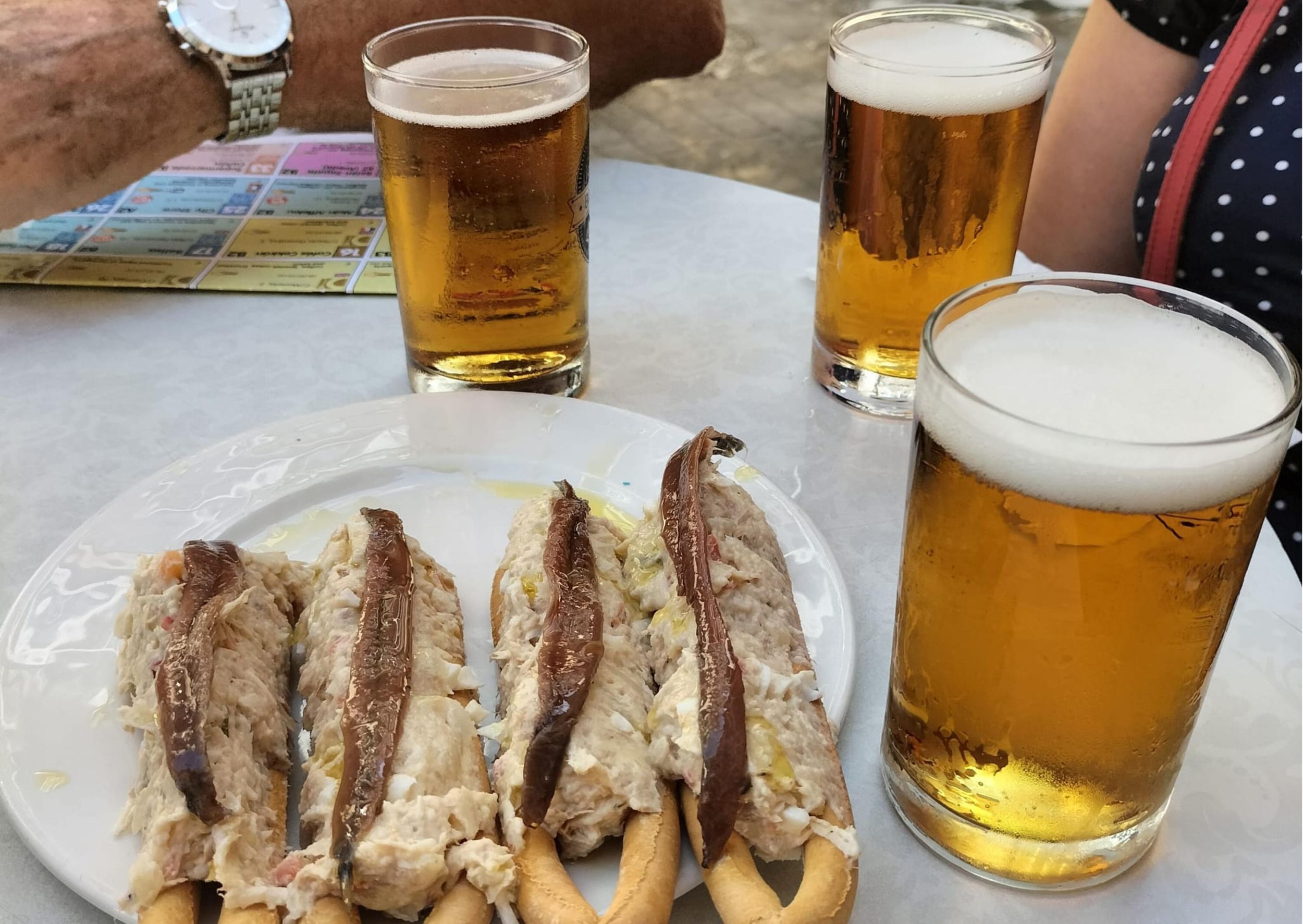 Cartagena: Geführter Rundgang mit Tapas und Getränken
