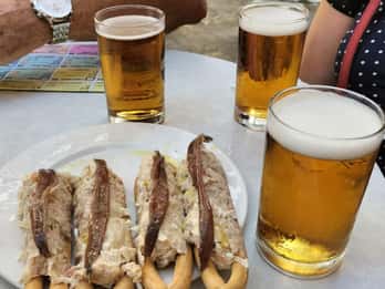 Cartagena: Guided Walking Tour with Tapas and Drinks