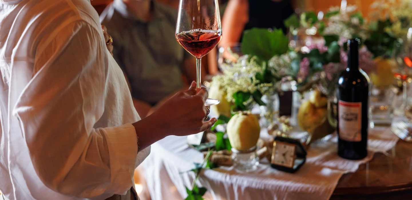 Weinprobe auf dem Land mit einer einheimischen Familie & passenden Speisen Weinprobe auf dem Land mit einer einheimischen Familie & passenden Speisen
