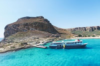 Desde el puerto de Kissamos, bote adentro - Housity