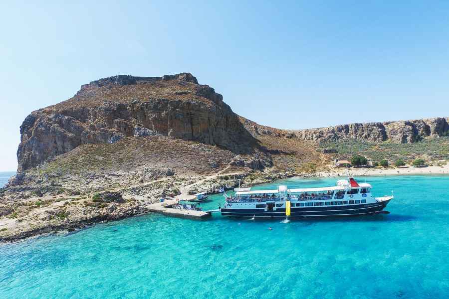 Ab Hafen Kissamos: Bootsfahrt zur Lagune Balos und Gramvousa. Foto: GetYourGuide