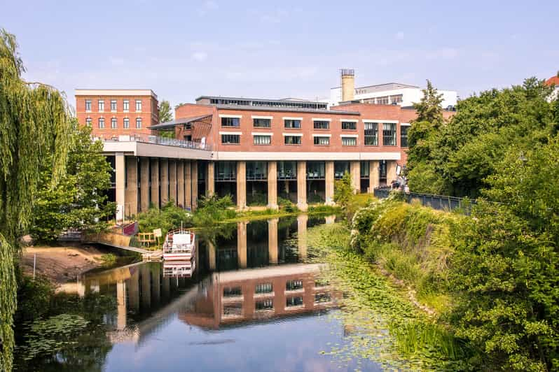 leipzig motorboot kanal sightseeing rundfahrt