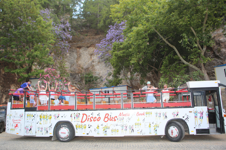 Alanya: Party Boat & Disco Bus Experience / Dinner and Wine