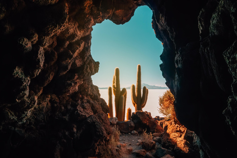 Aventura de un día en Uyuni: Desayuno y Entradas Incluidas