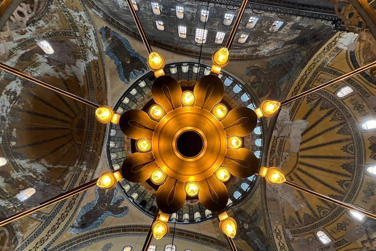 Istanbul: Guided Blue Mosque and Hagia Sophia Tour