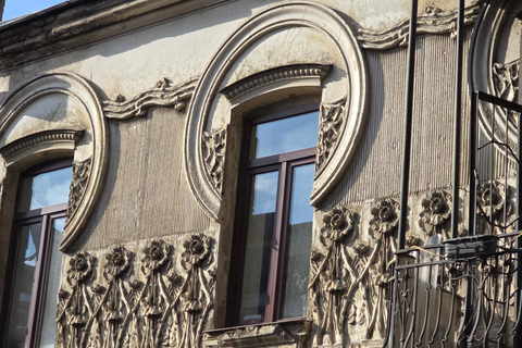 Tbilisi: Walk German Quarter, Visit Art Museum & Taste Wines