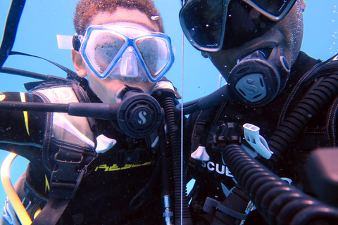 Blue Bay: Discover Scuba Diving