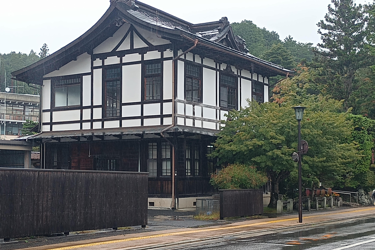 Koyasan: para além de Okunoin e da rota principal do temploKoyasan: para além de Okunoin e da rota do templo principal