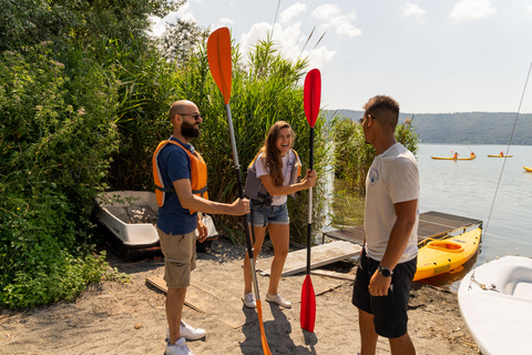 Rome: Castel Gandolfo Kayak &amp; Swimming Lake Tour with Pizza