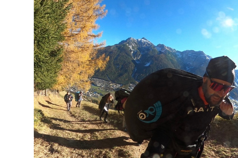 Paragliding Hike & Fly Experience Stubai near Innsbruck