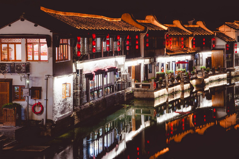 Shanghai: Zhujiajiao Water Town Private Evening Tour Private Tour mit deutschsprachigem Guide