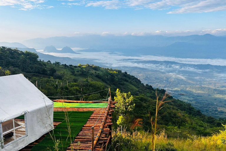 Medellín: Paragliding & Horseback Escape in Antioquia