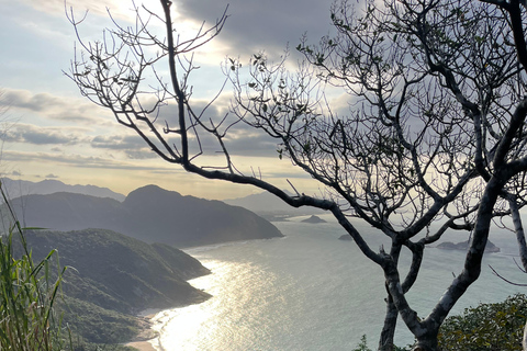 Pedra do Telégrafo: Guided Experience and Rio's Most Famous Photo Pedra do Telégrafo: Guided Experience and the Most Famous Photo of Rio