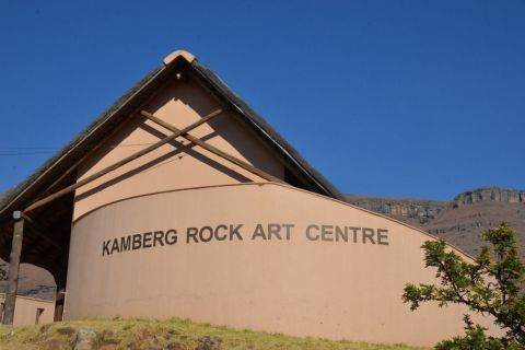 Drakensberg-Kamberg: Tagestour Höhlenkunst & Mandela-Denkmal