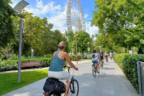 Lo mejor de Budapest en bici con guía local