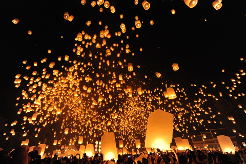 Yi Peng: Loy Krathong Festival with Buffet & Lantern Release
