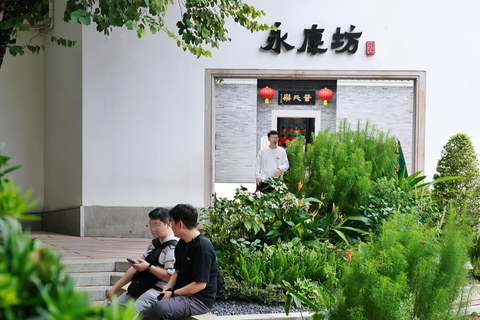 جولة خاصة في تراث غوانغتشو: رحلة بحرية ومعبد العشيرة والأوبرا