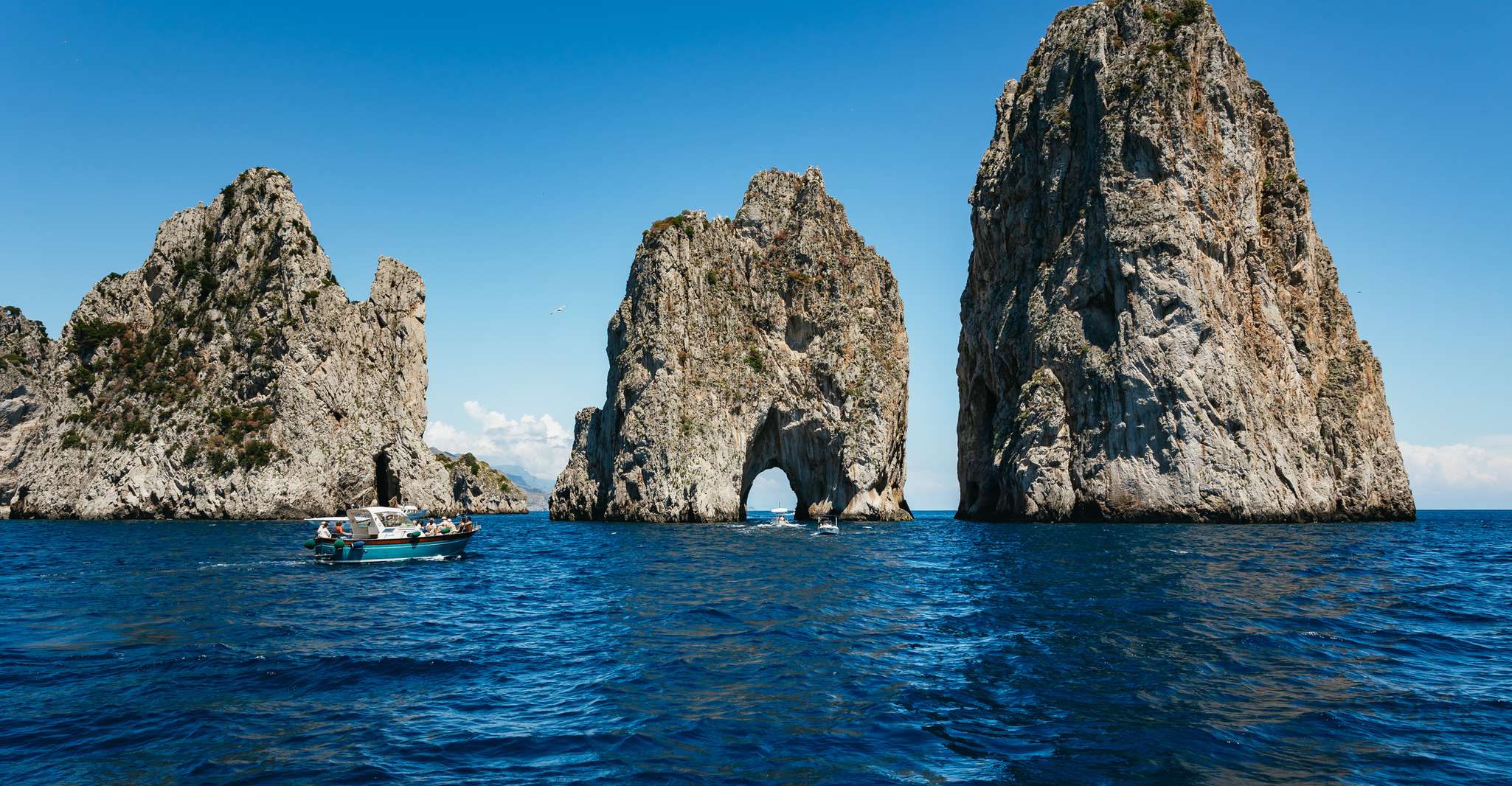 Tour en barco desde Sorrento, Capri con visita a la gruta azul - Hizvo