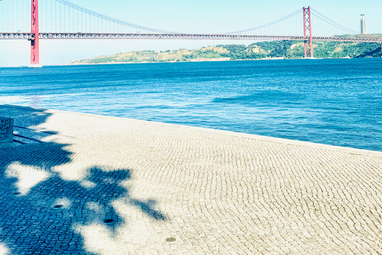 Lizbona: Belem Tour by TukTukLizbona: Belem TukTuk Tour