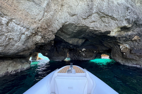 Tropea: Essence of the Coast of the Gods Boat Tour Max. 12 people