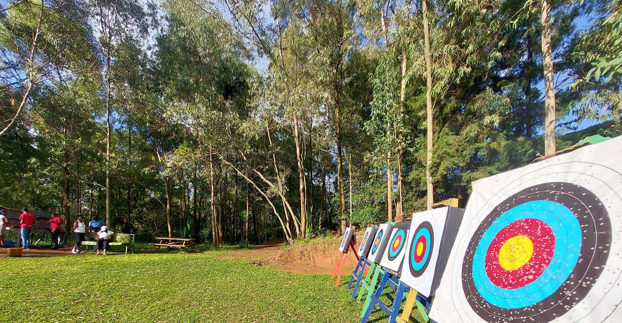 Bliss des yeux de taureaux, aventure à l'arc dans le mont Kigali - Hizvo