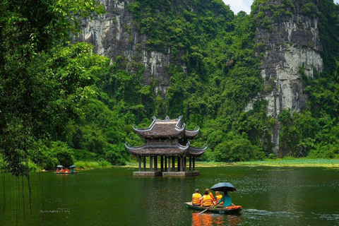 From Hanoi: 2-Day Ninh Binh, Hoa Lu, and Trang An Tour