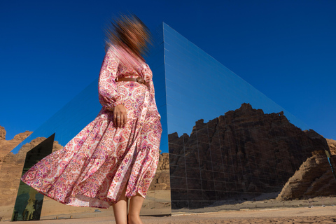 AlUla: Maraya Private Photoshoot Experience