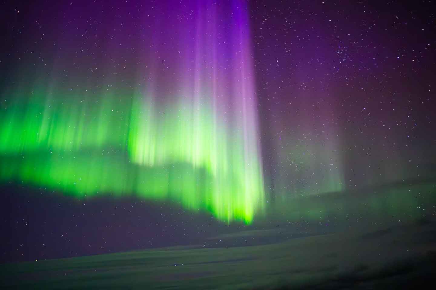 Rovaniemi: Ice Floating Experience with Northern lights